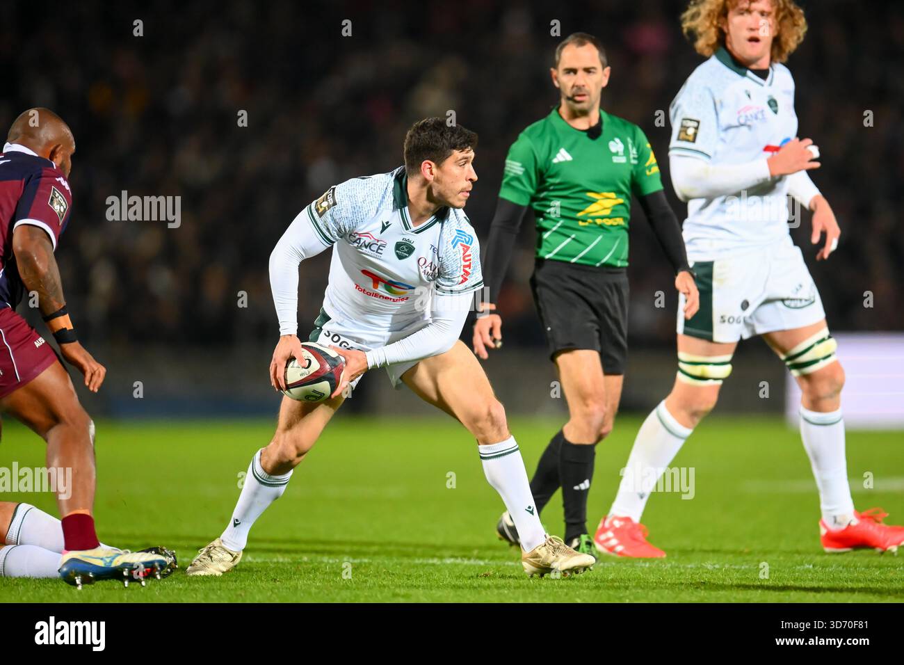 Thibault Daubagna Of Section Paloise Pau During Top 14 Match Between