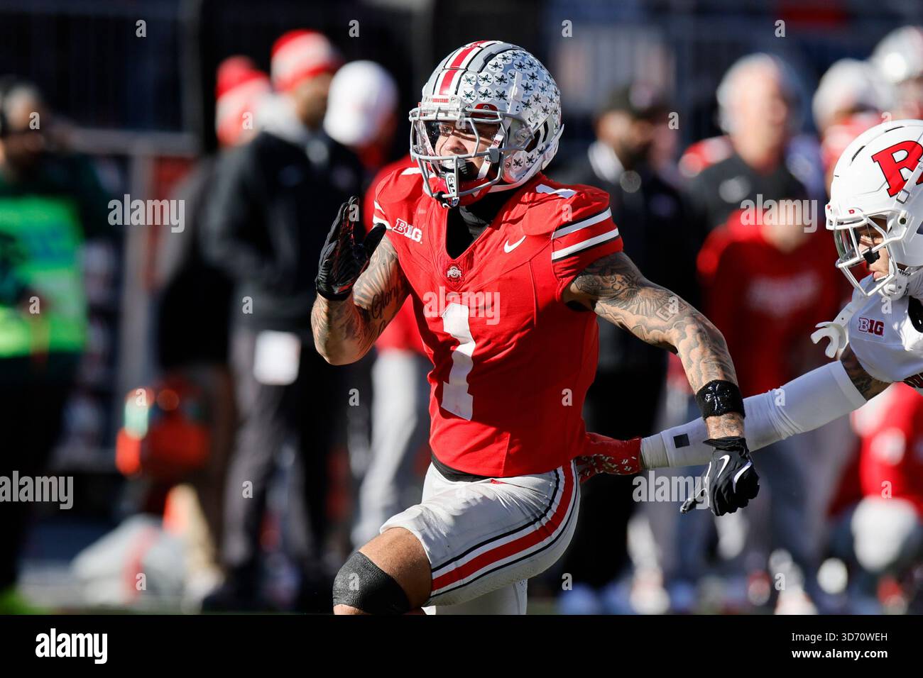 Ohio State receiver Brandon Inniss plays against Rutgers during an NCAA ...