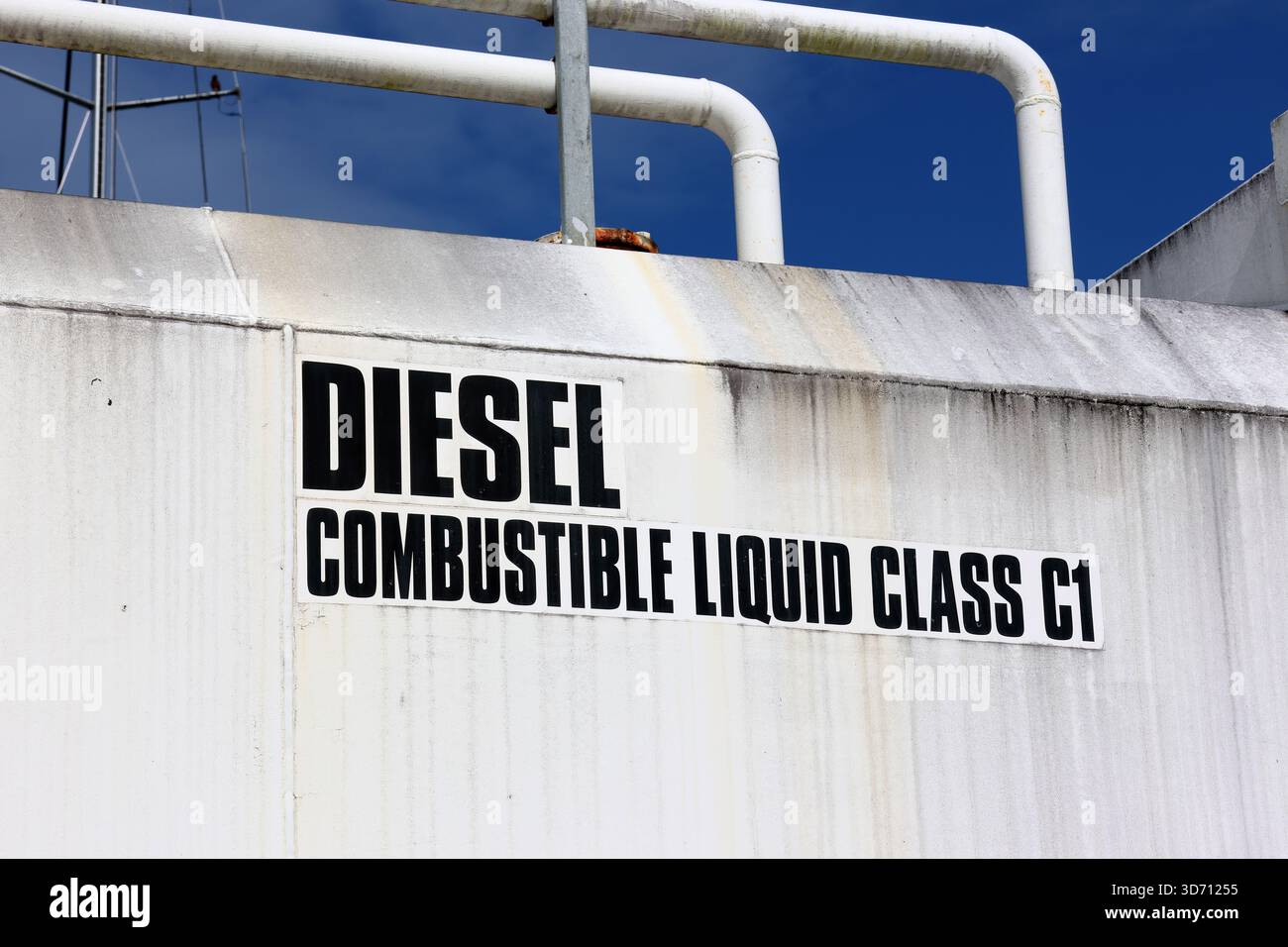 Diesel - Combustible Liquid Class C1 sign on a large industrial tank ...