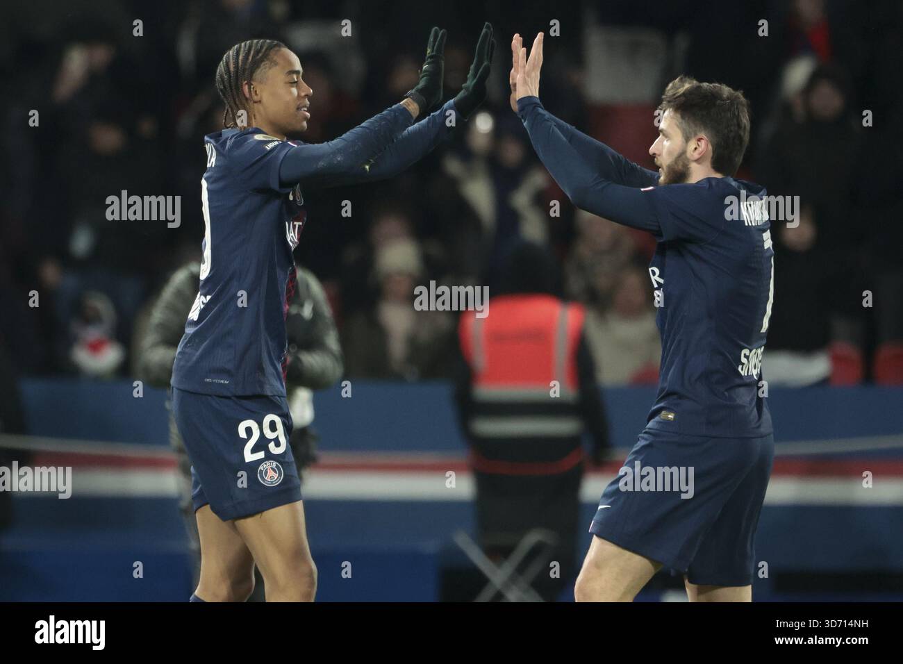 Bradley Barcola PSG match Key Factors to Monitor