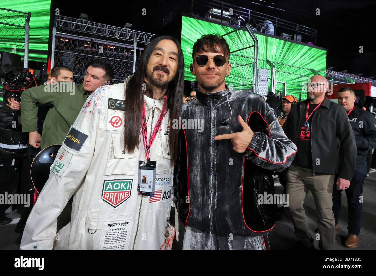 (L to R): Steve Aoki (USA) DJ with Louis Tomlinson (GBR) Singer. 22.11. ...