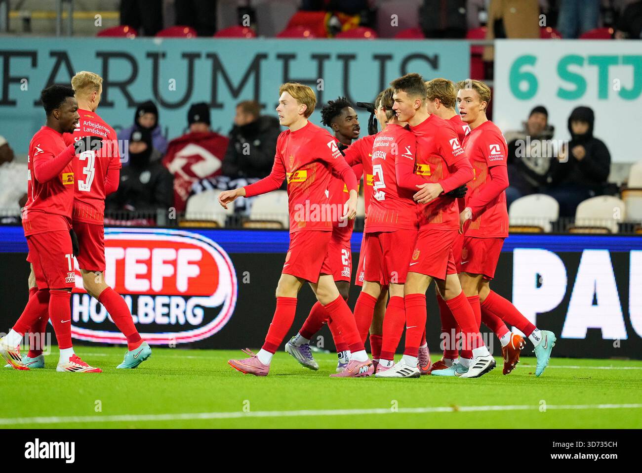 Superligakampen mellem FC Nordsjaelland og FC Fredericia paa Right To ...