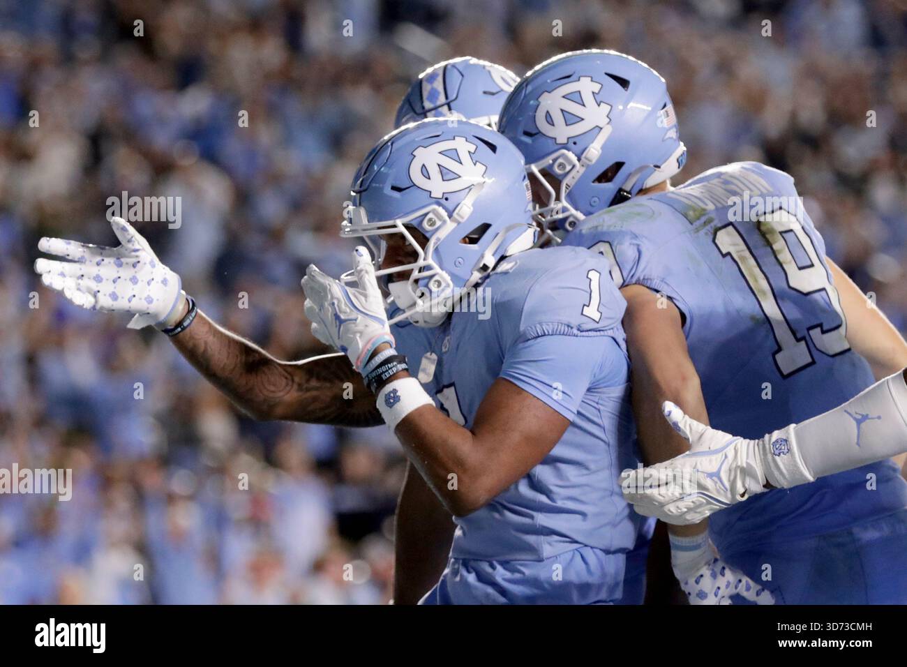 North Carolina wide receiver Jordan Shipp (1) celebrates his touchdown ...