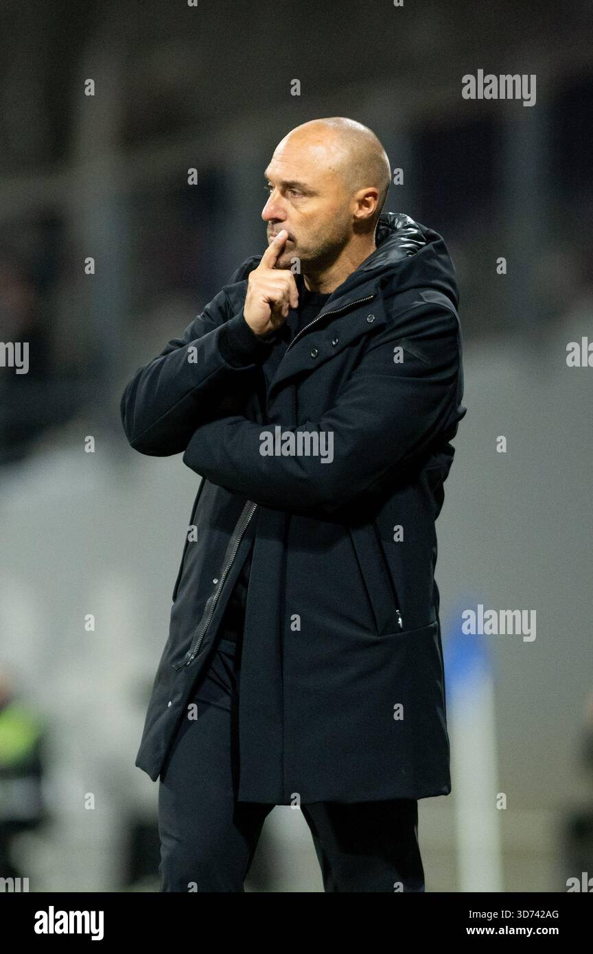 Who Could Replace Dujeux? The Shortlist for Angers SCO
