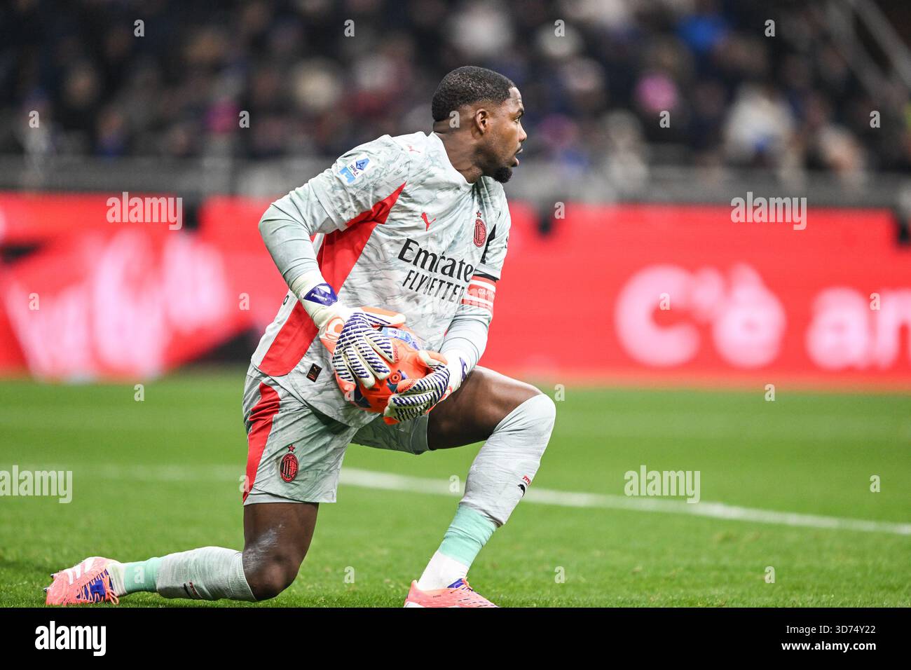 Mike Maignan of AC Milan in action during the Italian Serie A football ...