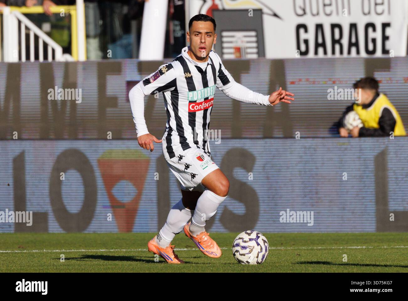 Andrea Rizzo Pinna is seen in action during the match between Ascoli ...