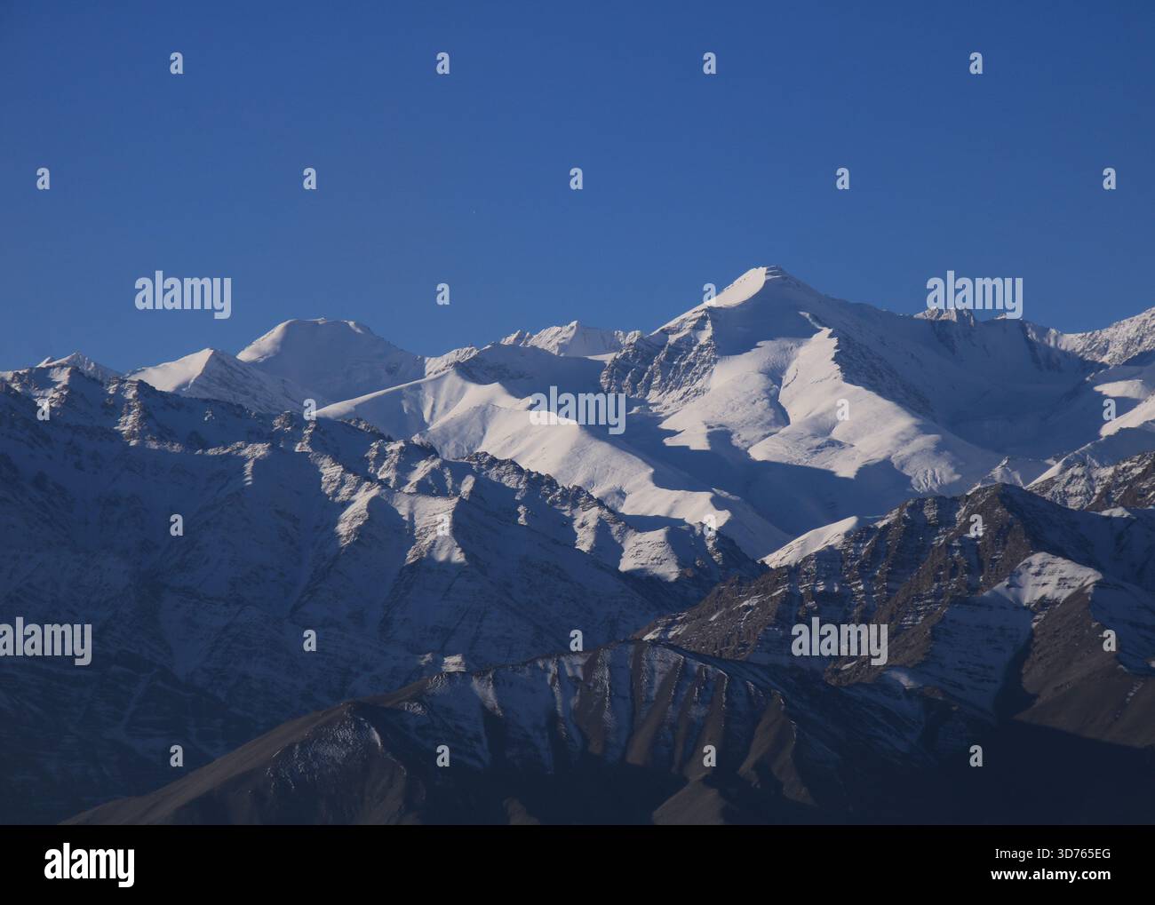 Zaskar Rangesaa Mountain of the Zanskar Range in autumn, view from Leh, India Stock ...
