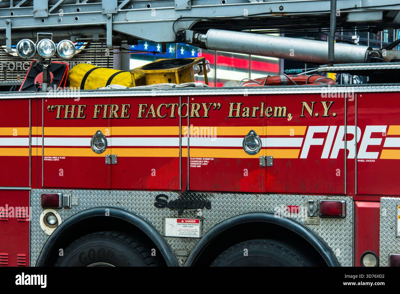 Photography truck hi-res stock photography and images - Alamy