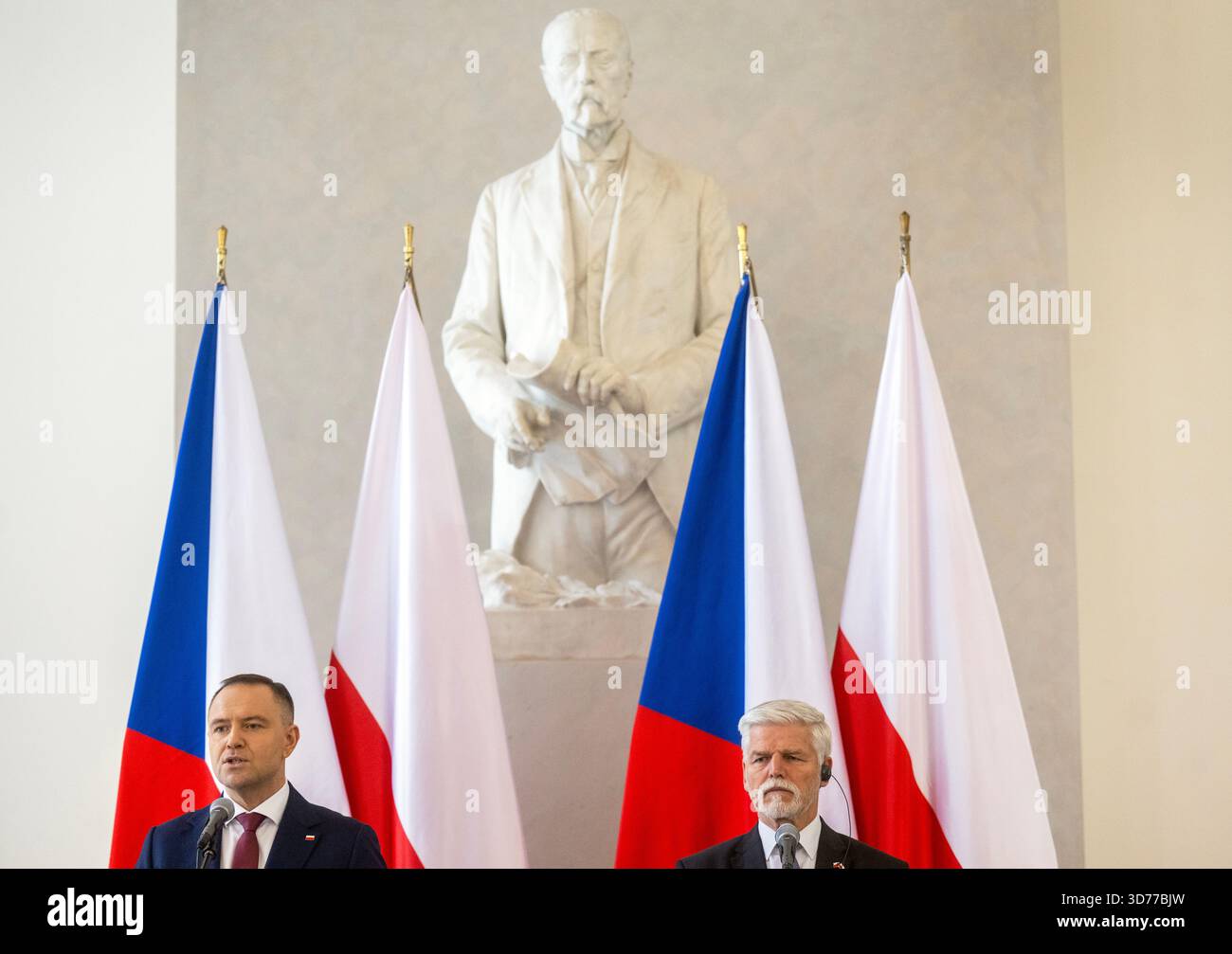 Czech President Petr Pavel, right, and his Polish counterpart Karol ...