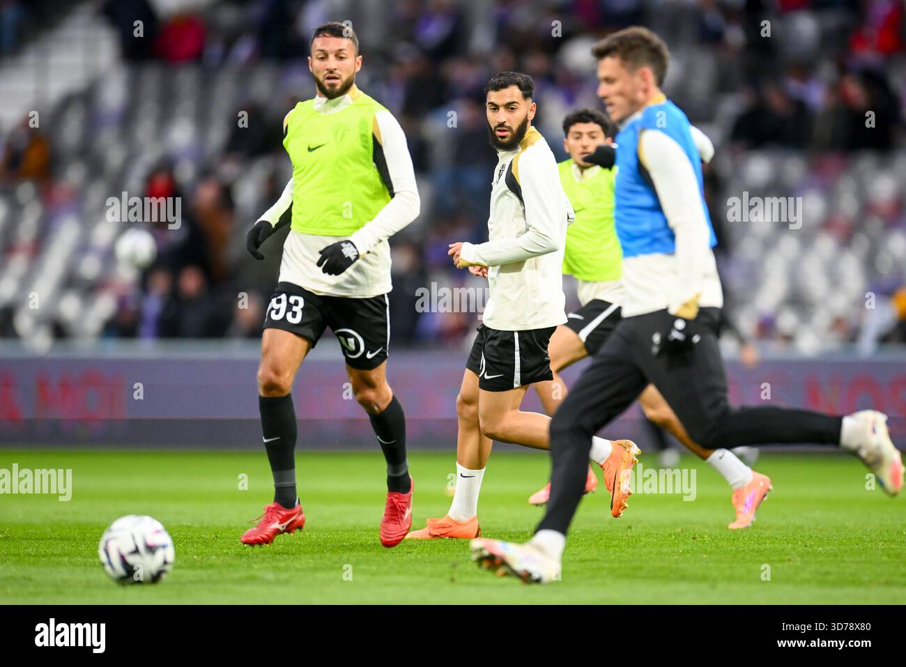 amine-sbai-of-sco-angers-and-haris-belkebla-of-sco-angers-during-the
