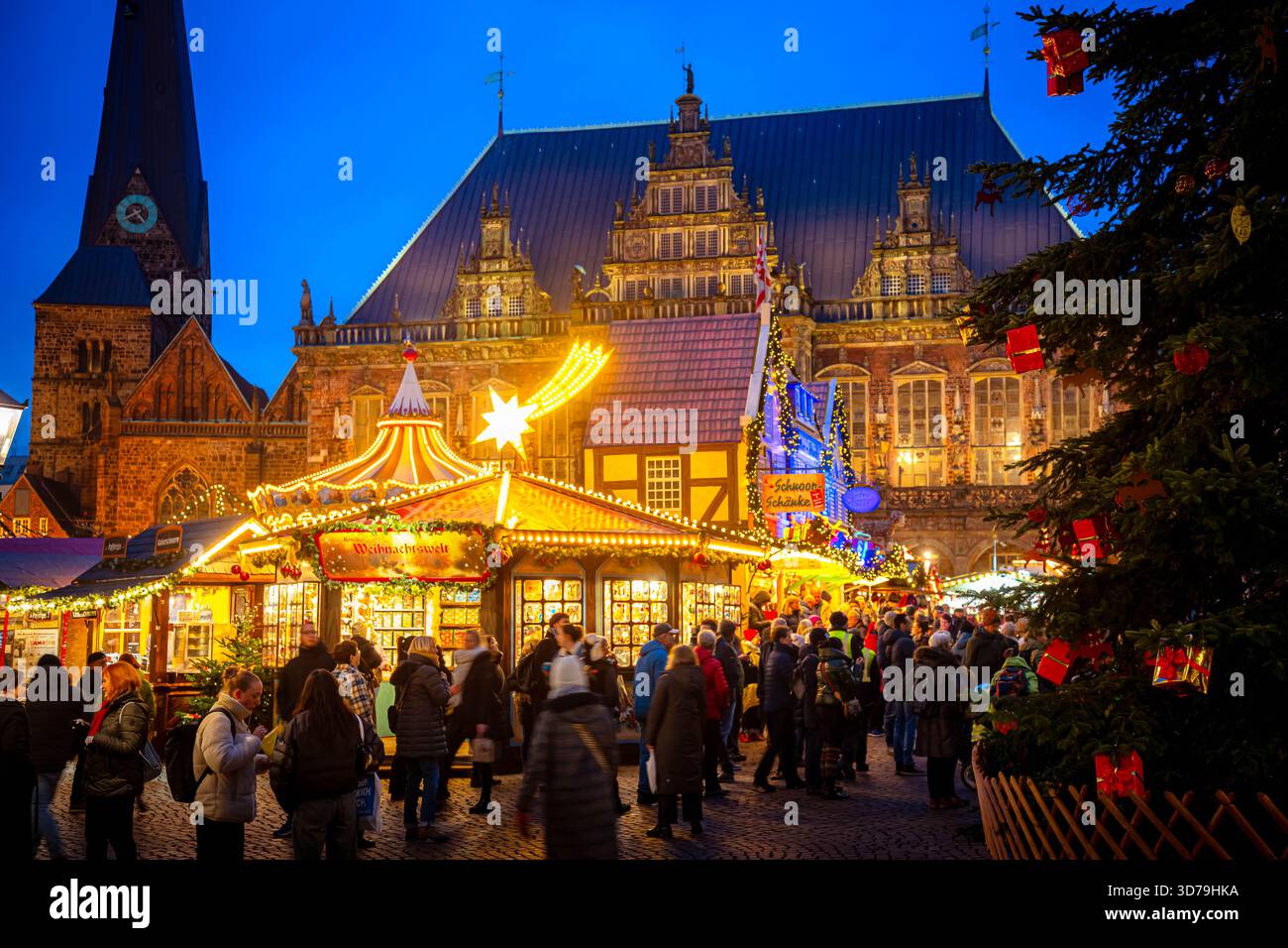 24-november-2025-bremen-the-bremen-christmas-market-in-front-of-the