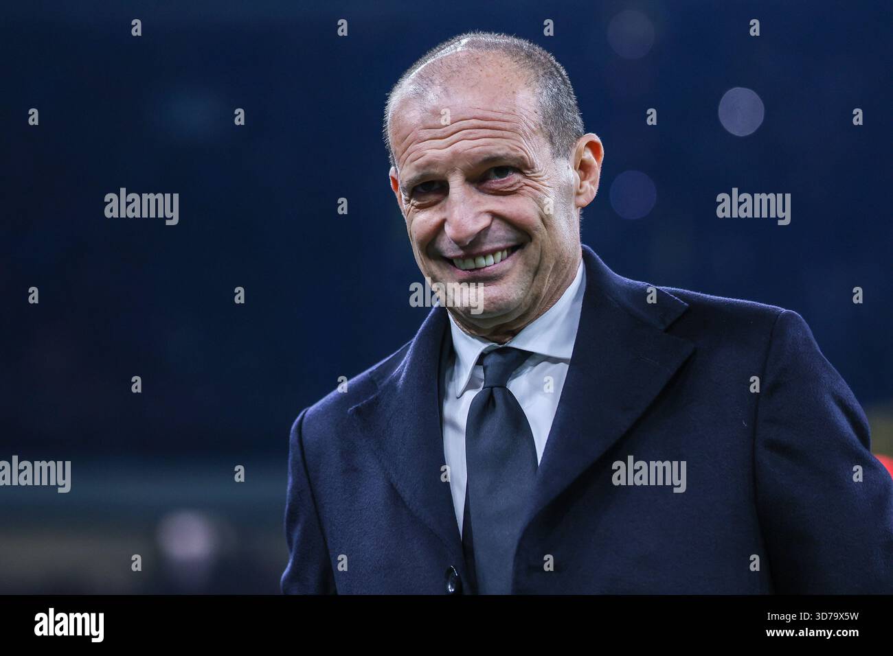 Massimiliano Allegri Head Coach of AC Milan looks on during Serie A ...