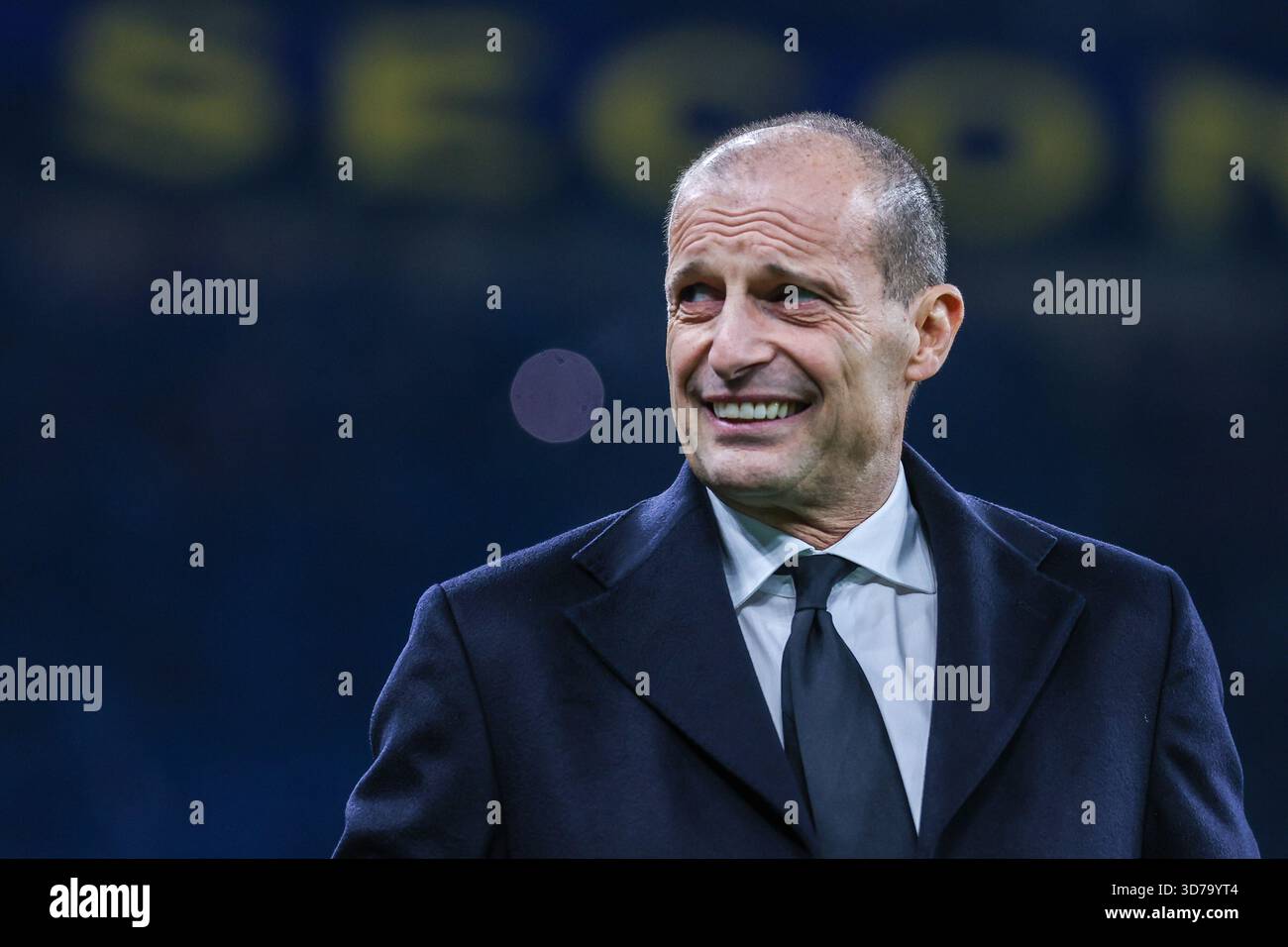 Massimiliano Allegri Head Coach of AC Milan looks on during Serie A ...