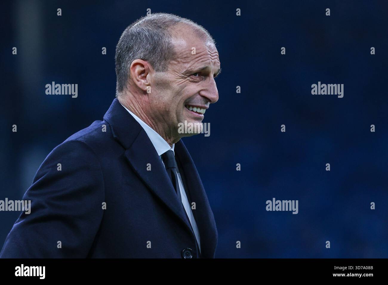 Massimiliano Allegri Head Coach of AC Milan looks on during Serie A ...