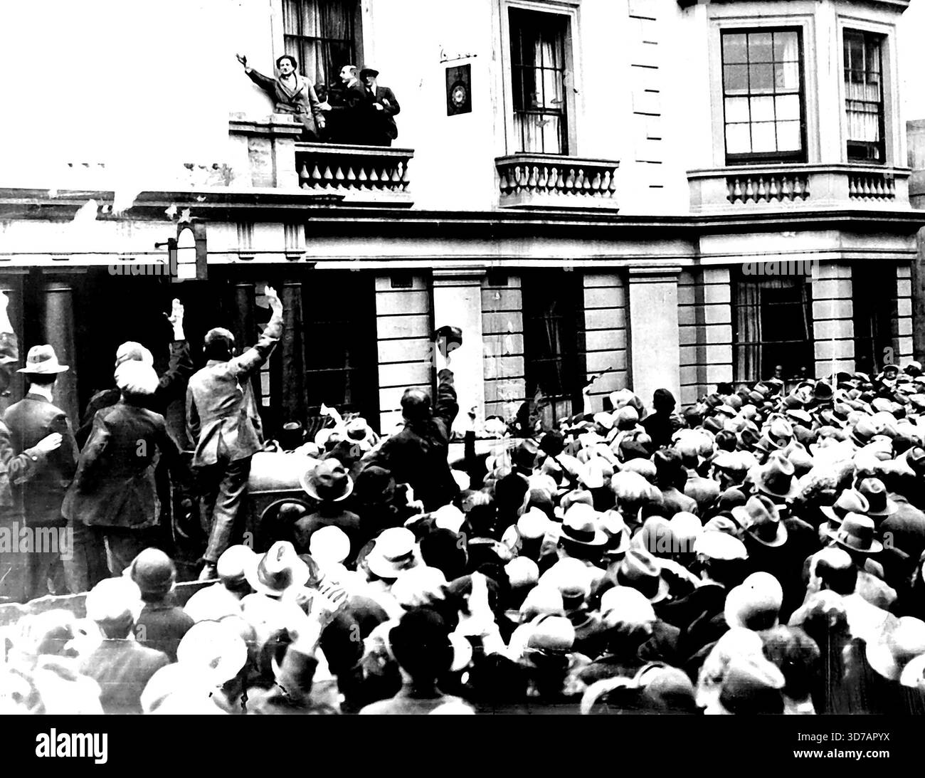 Mr philip yale drew hi-res stock photography and images - Alamy