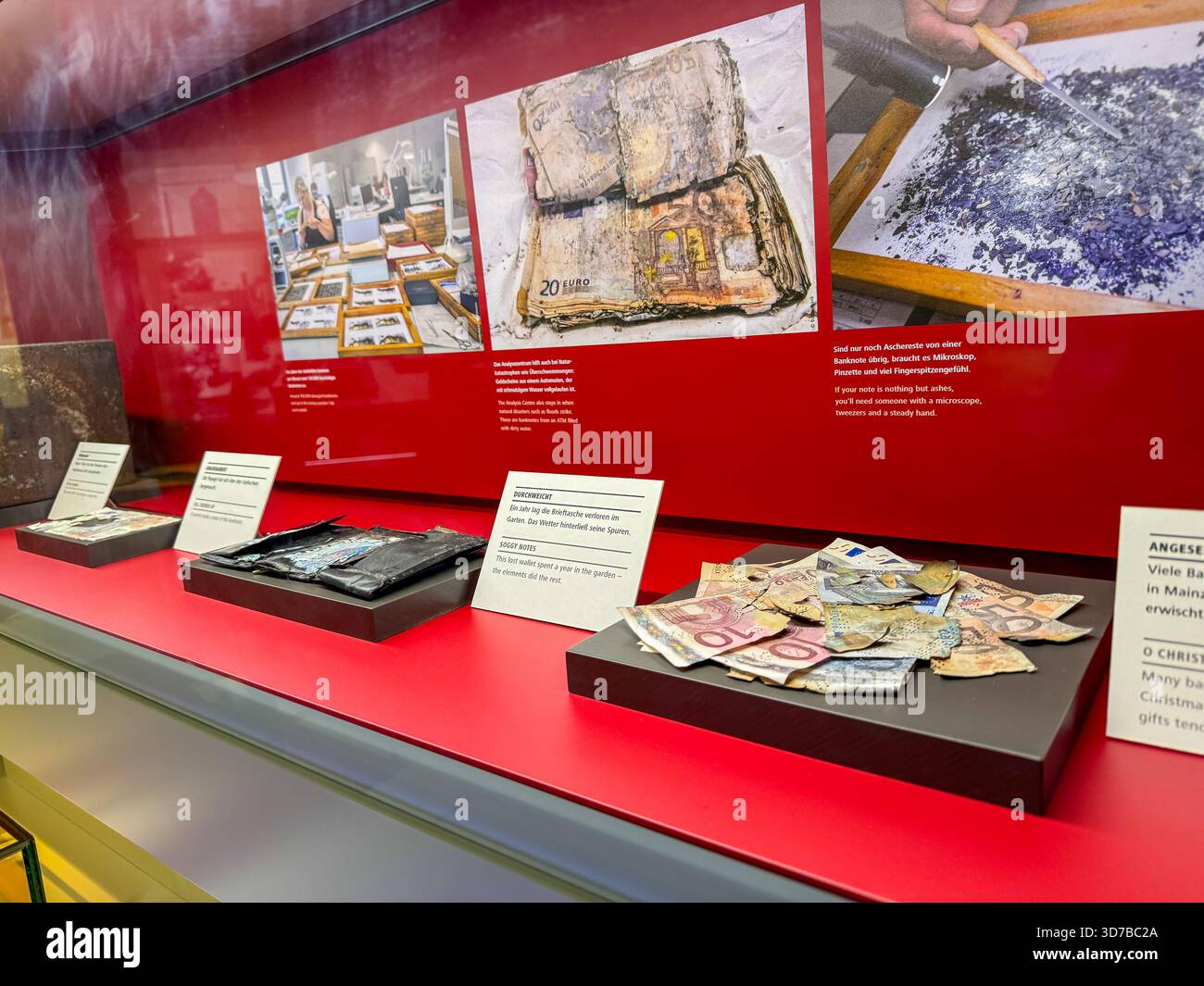 Banknote Proces Exhibit explaining the Bundesbank process for assessing and replacing ...