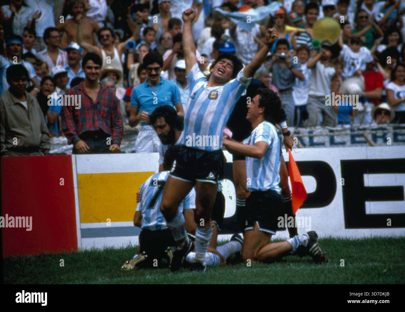 Diego maradona 1985 hi-res stock photography and images - Alamy