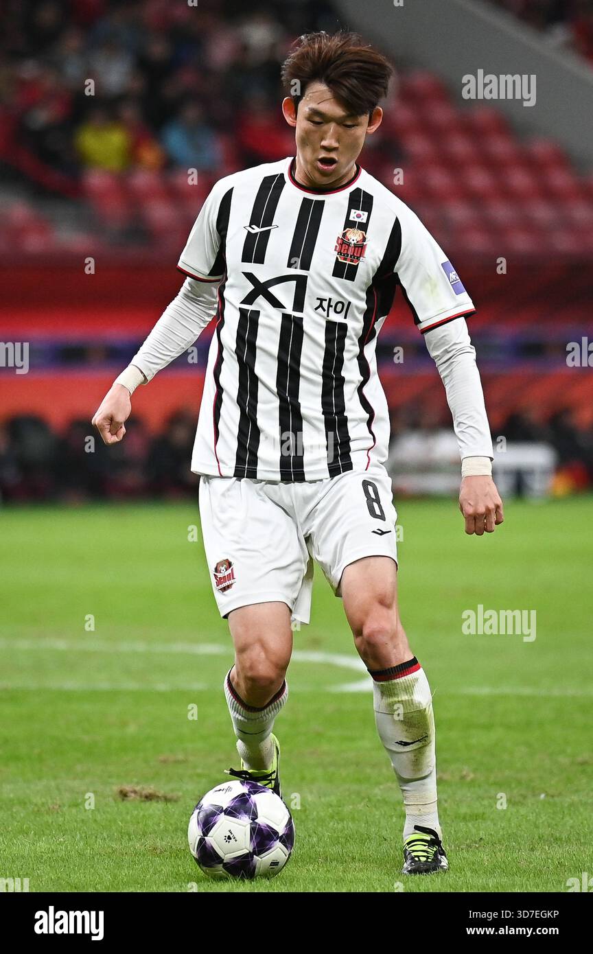 Chn Region League Shanghai, China PR. 25 November, 2025. Seung-mo Lee #8 of FC Seoul ...