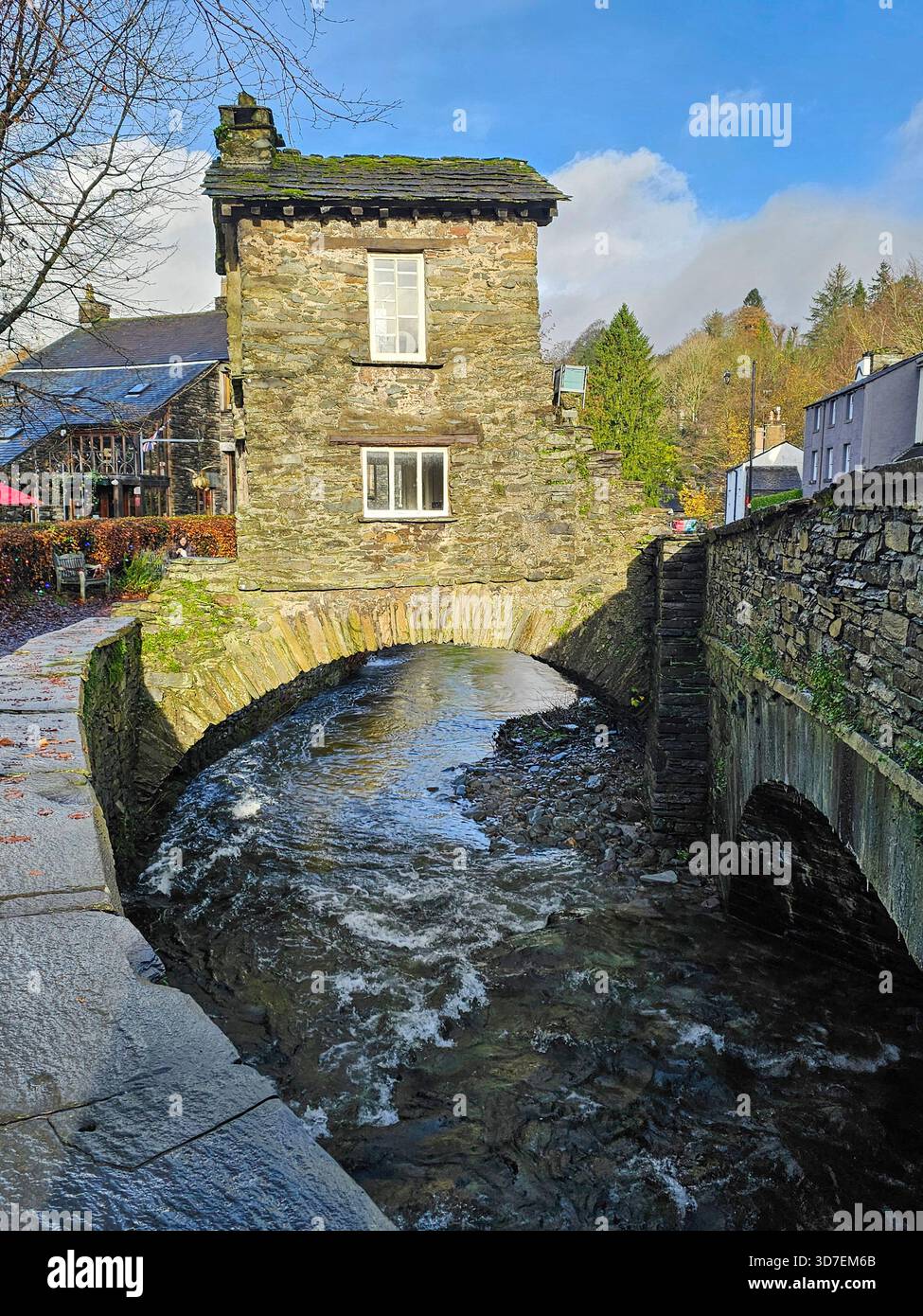 Ambleside bridge house hi-res stock photography and images - Alamy