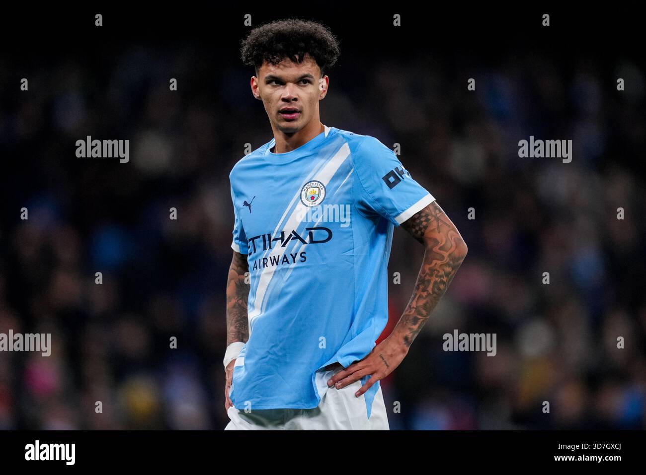 MANCHESTER ENGLAND NOVEMBER 25 Nico OReilly Of Manchester City manchester-england-november-25-nico-oreilly-of-manchester-city