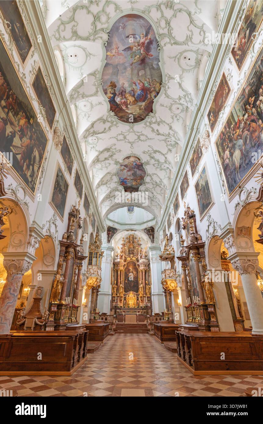 SALZBURG, AUSTIRA - SEPTEMBER 7, 2025: The nave of the church Erzabtei St. Peter - St. Peter abbey. Stock Photo