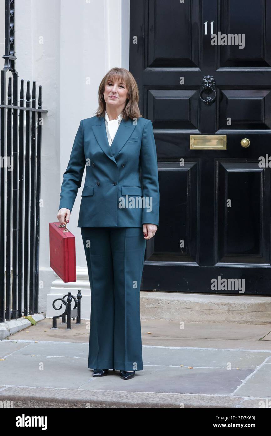 Rachel Reeves Despatch Box London. UK. 26 Nov 2025. Chancellor of the Exchequer Rachel Reeves ...