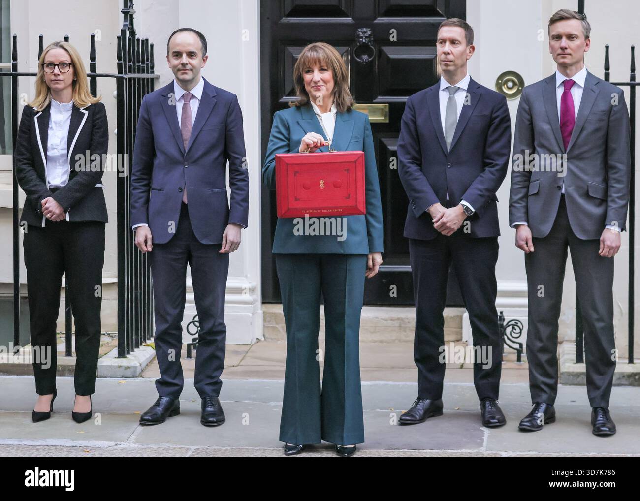 Rachel Reeves Despatch Box London, UK. 26th Nov, 2025. Rachel Reeves, Chancellor of the Exchequer ...