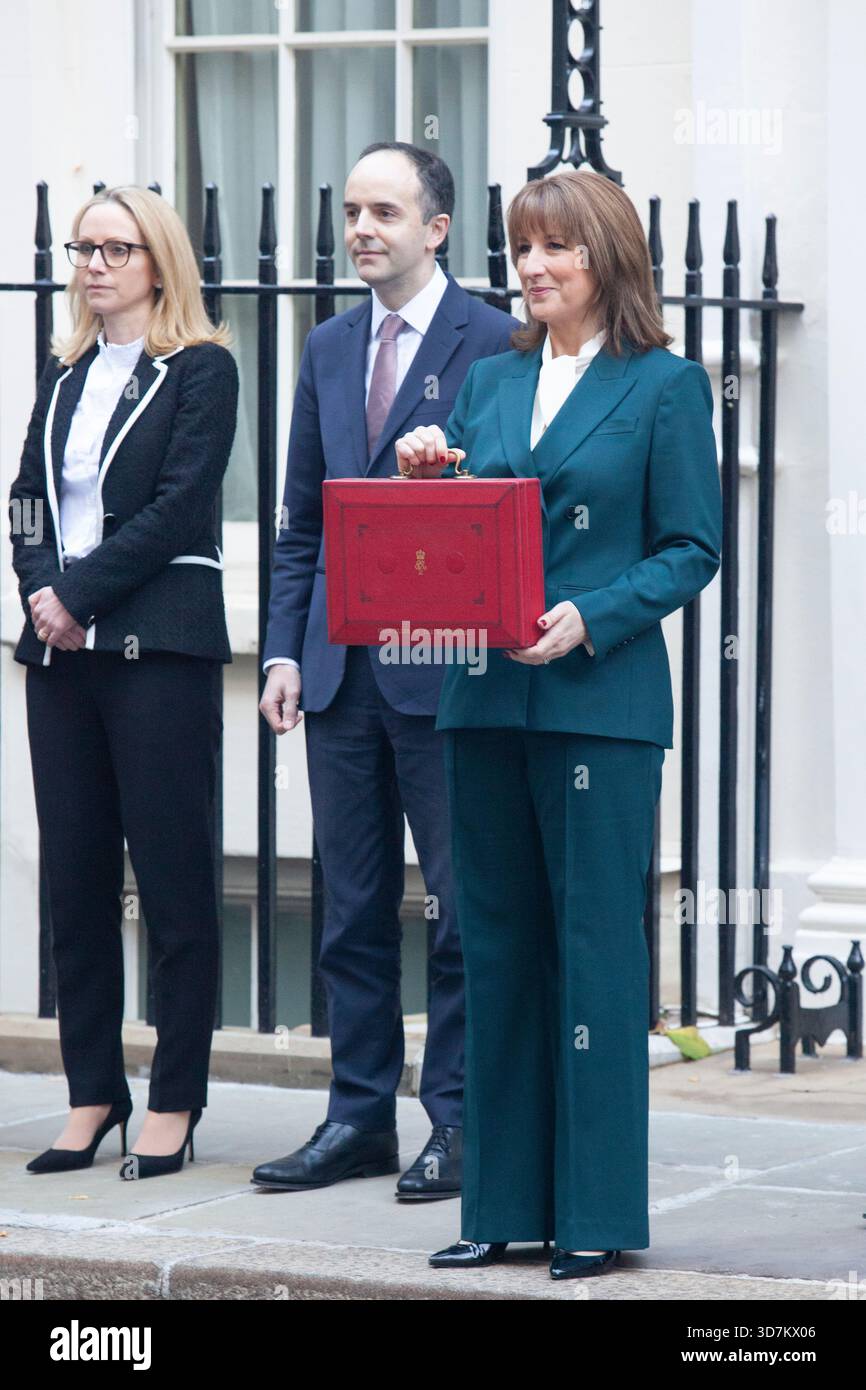Rachel Reeves Despatch Box London, UK, 26 November 2025: At Downing Street in Westminster ...