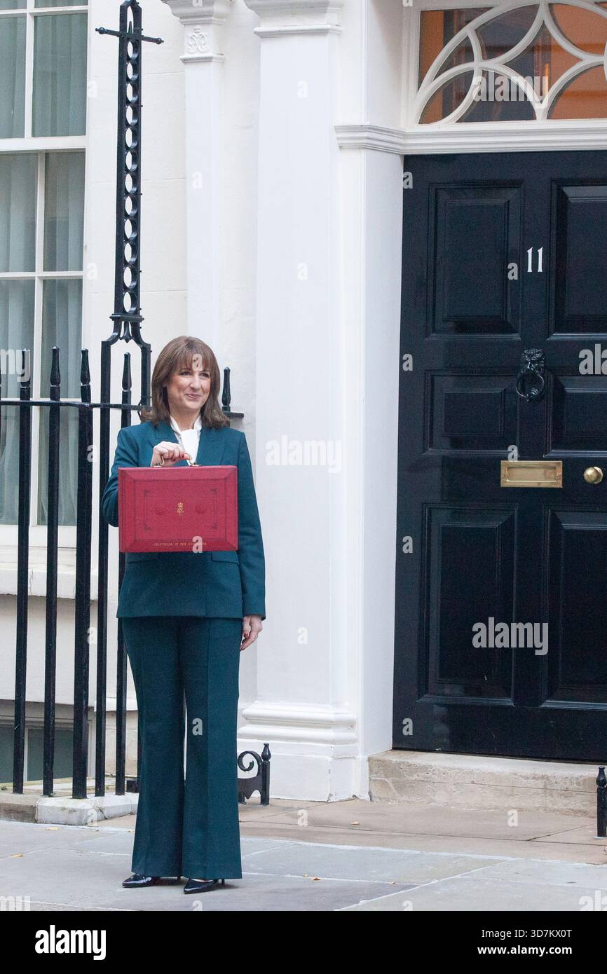 Rachel reeves budget box hi-res stock photography and images - Alamy