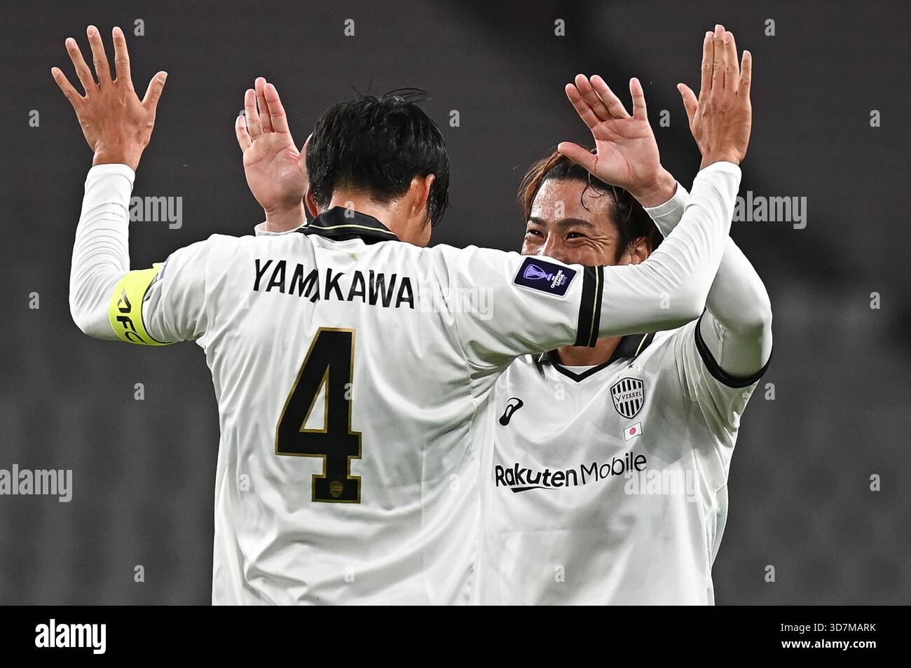 Chn Region League Shanghai, China PR. 26 November, 2025. Tetsushi Yamakawa #4 of Vissel ...