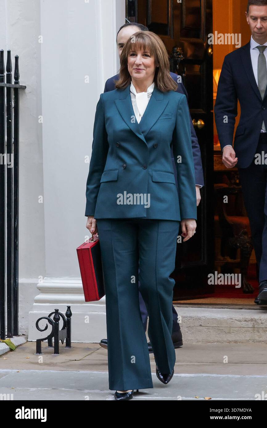 Rachel Reeves Despatch Box London. UK. 26 Nov 2025. Chancellor of the Exchequer Rachel Reeves ...