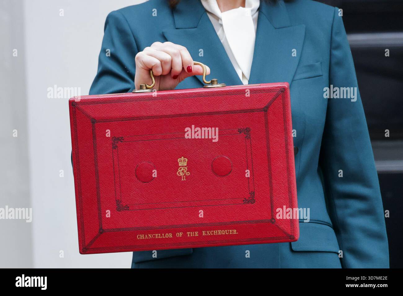 Rachel Reeves Despatch Box London. UK. 26 Nov 2025. Chancellor of the Exchequer Rachel Reeves ...