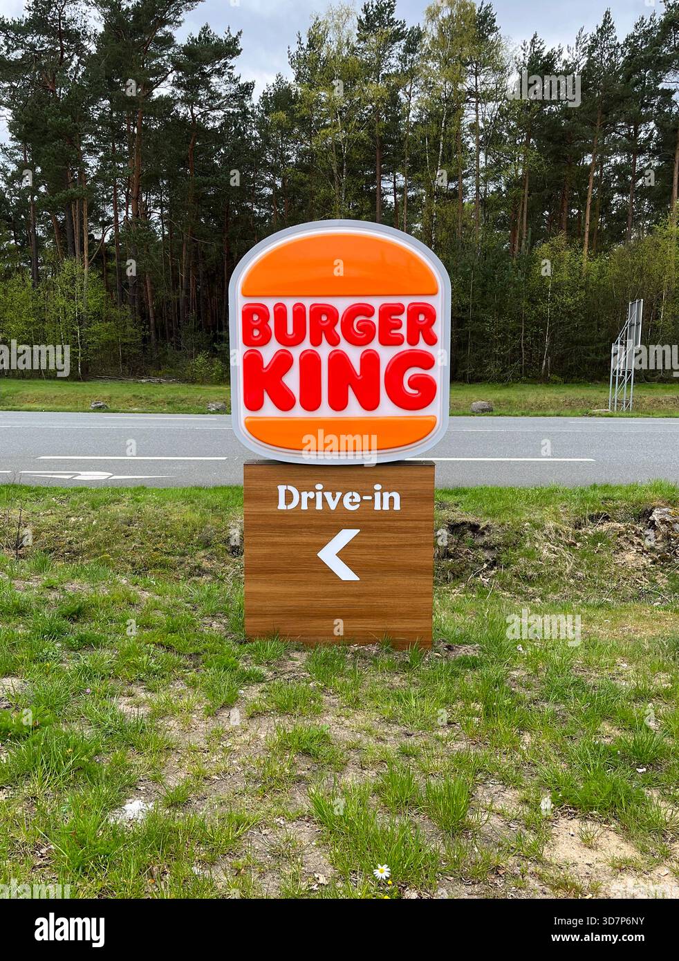 Signage for burger king hi-res stock photography and images - Alamy