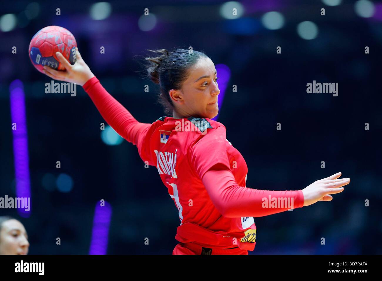 l.-r.: Dunja Radevic (Serbia, 34), 26.11.2025, 27TH IHF Womens Handball ...