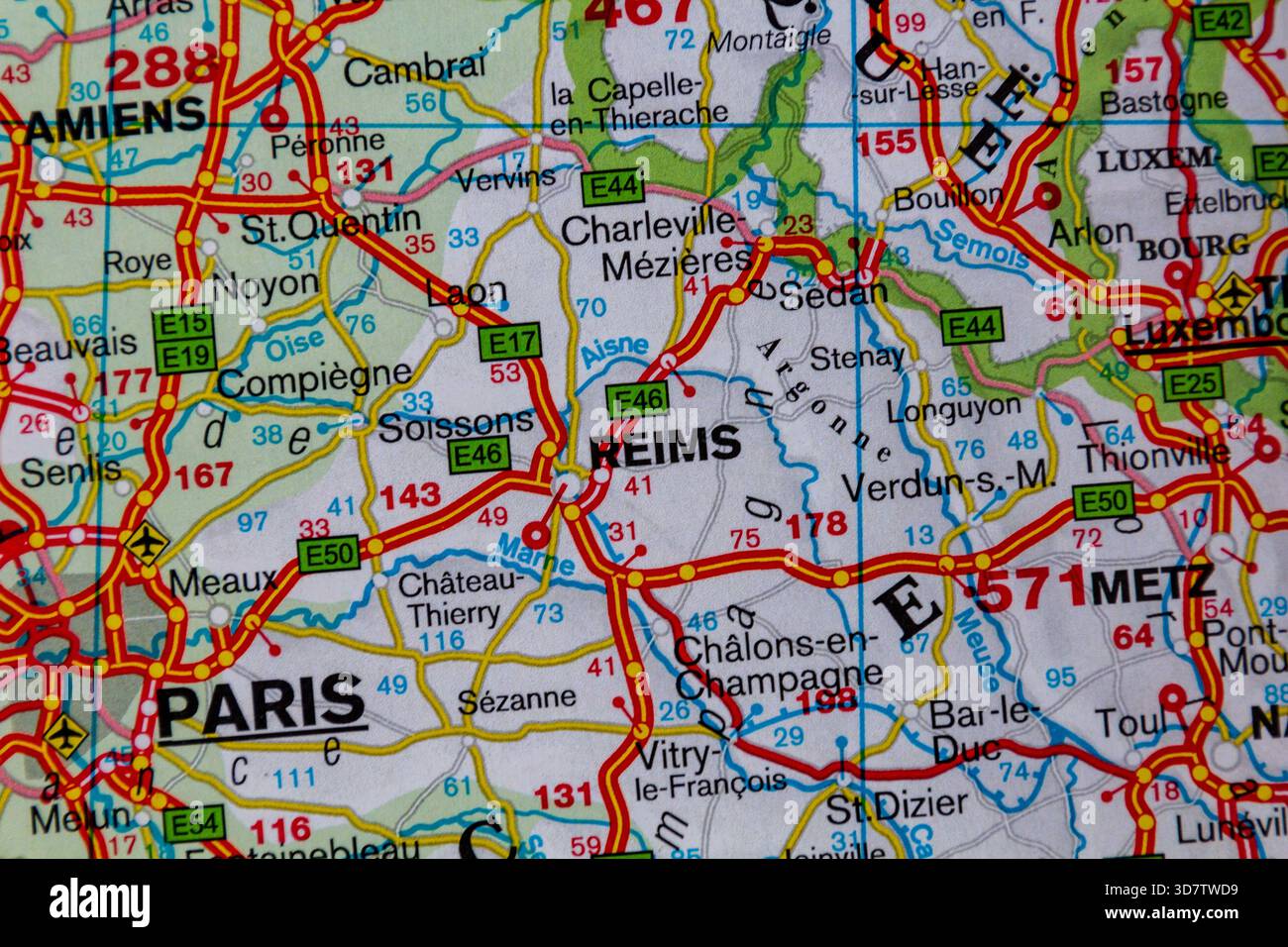 Map france reims hi-res stock photography and images - Alamy