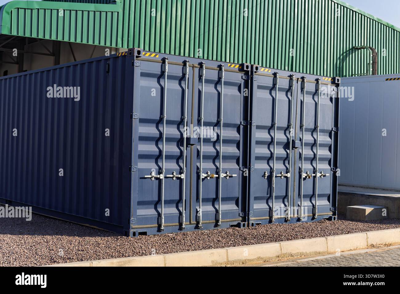 Two intermodal shipping freight hi-res stock photography and images - Alamy