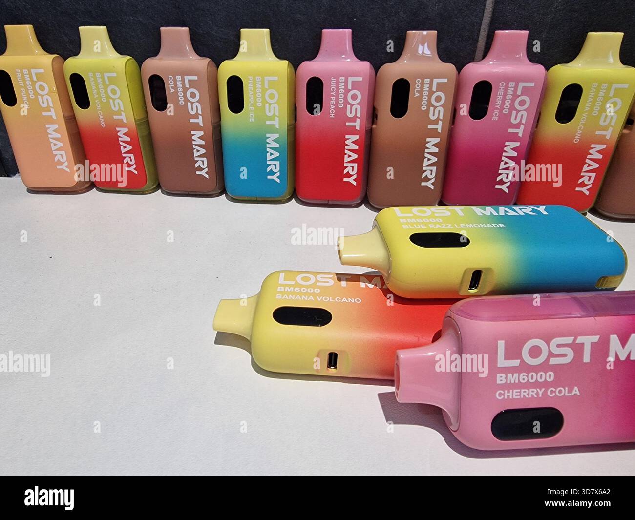 Lost mary vapes hi-res stock photography and images