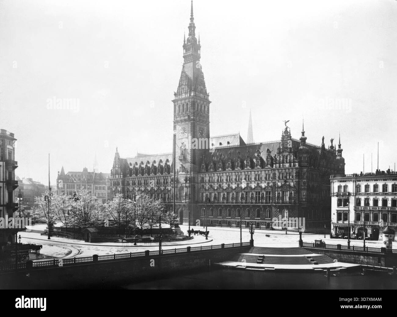 Adler Richard エッチング『ハンブルク市庁舎とクライネ アルスター』 Hamburg Rathaus, 1904. Additional Info: Hamburg City Hall (German