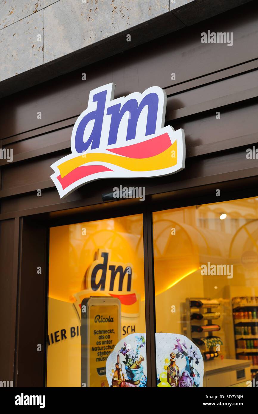 Dm Mainz Bamberg, Deutschland 27.11.2025: Im Bild: Eingangsbereich einer Filiale ...