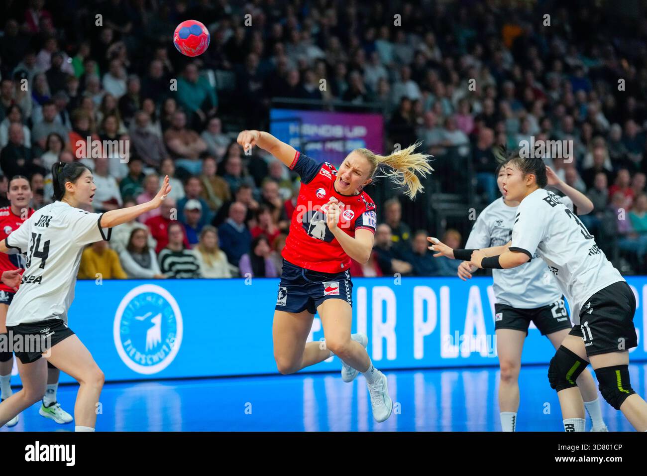 Trier, Germany 20251127. Norway's Henny Ella Reistad during the group ...