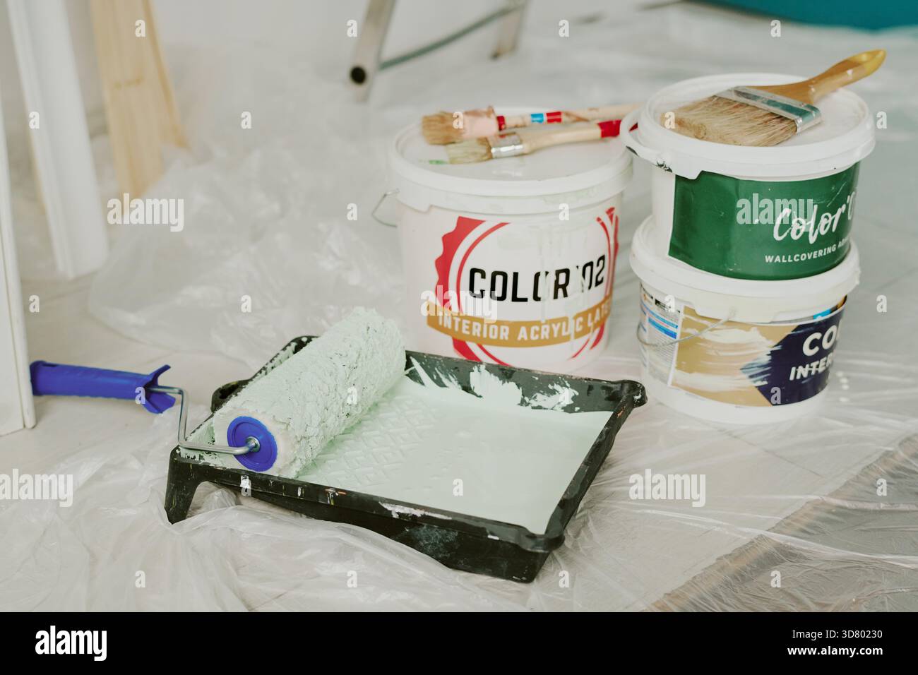 Painting supplies hi-res stock photography and images - Alamy
