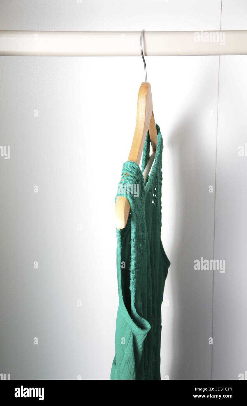 dark green sequin maxi dress Aria Green – Closet by Valencia