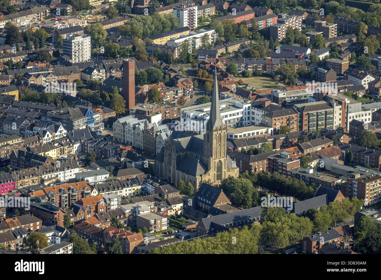 Germany hildesheim aerial view st hi-res stock photography and