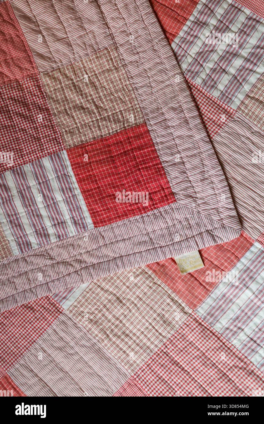 Quilt pattern hi-res stock photography and images - Alamy