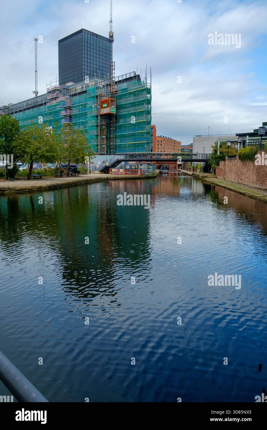 Modern And Old Converted Buildings On The Rochdale Canal In Ancoats 
