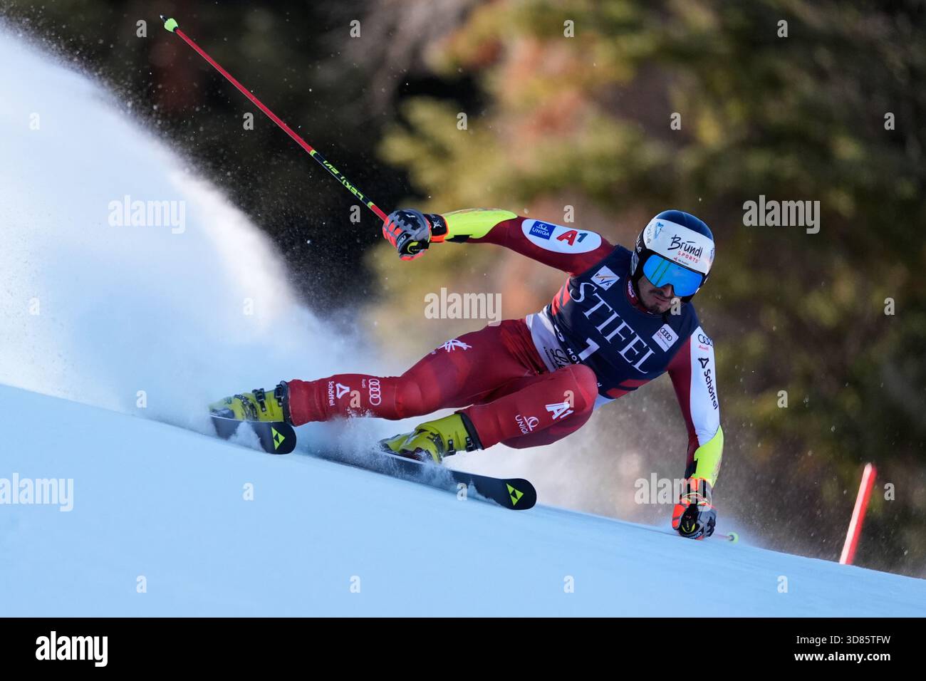 Stefan Brennsteiner and Bründl Sports Extend Partnership for Tenth Year Stefan Brennsteiner and Bründl Sports Extend Partnership for Tenth Year