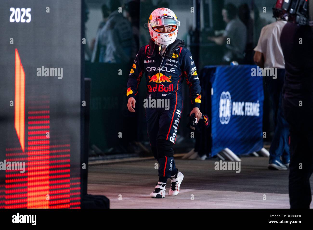 Oracle Red Bull Racing Japan Yuki Tsunoda (Oracle Red Bull Racing, Japan, #22) in Parc Ferme, QTR ...