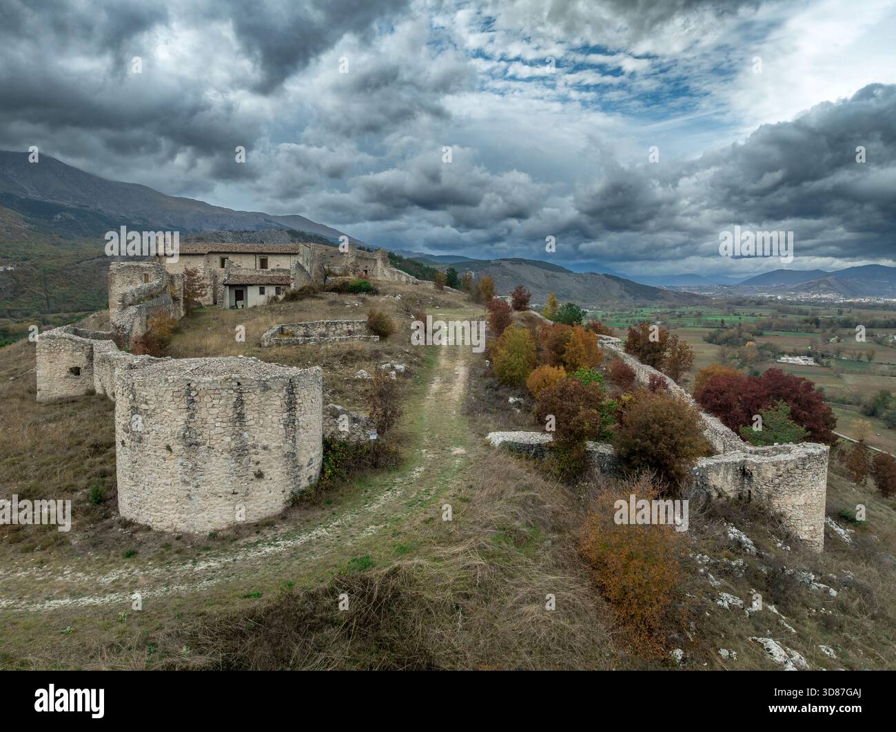 Aerial view of Medieval Fortress of Sant'Eusanio Forconese, Abruzzo: A strategic, oval-plan enclosure with five semicircular and four square towers Stock Photo