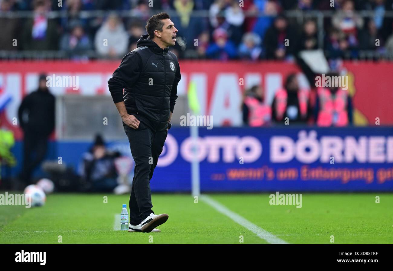 Trainer [coach] Marcel Rapp (Kiel) Kiel, November 29, 2025, Soccer, 2 ...