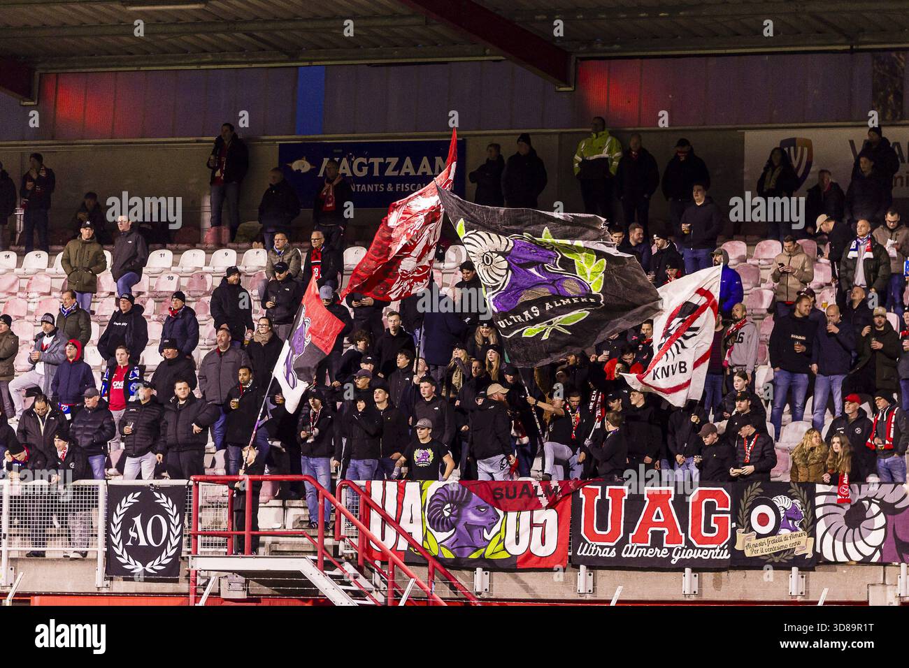 Frans Fans OSS , 29-11-2025 , Frans Heesen stadium , season 2025 / 2026 , Dutch ...
